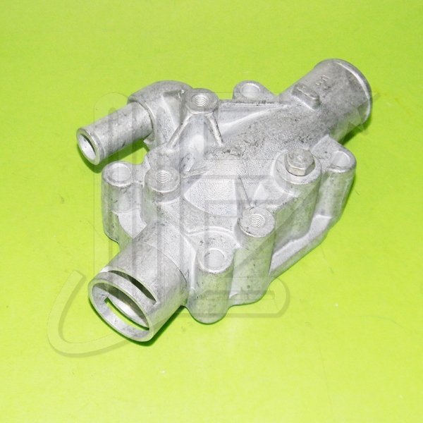 1336Z0C.jpg CAJA TERMOSTATO (ALUMINIO) MOTOR TU5JP4 C3-C4