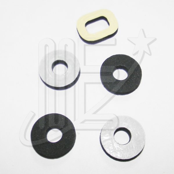 743519O.jpg LOTE FIJACION PARAGOLPE (ANTIRUIDO) ORIGINAL C4