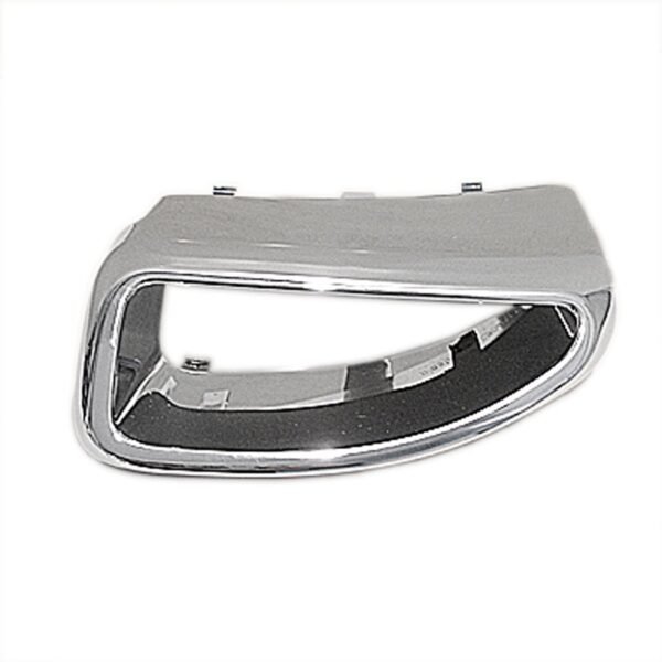 EMBELLECEDOR CROMADO IZQ. PARAGOLPE TRASERO