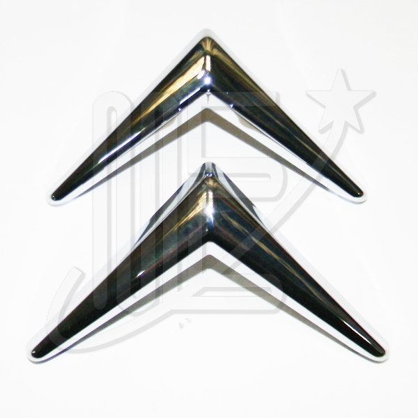 7810E6O.jpg INSIGNIA x2 "CHEVRON" ORIGINAL REJILLA FRENTE BERL